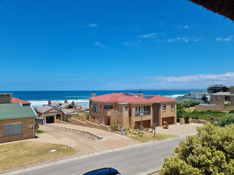 5 Bedroom Property for Sale in Outeniqua Strand Western Cape